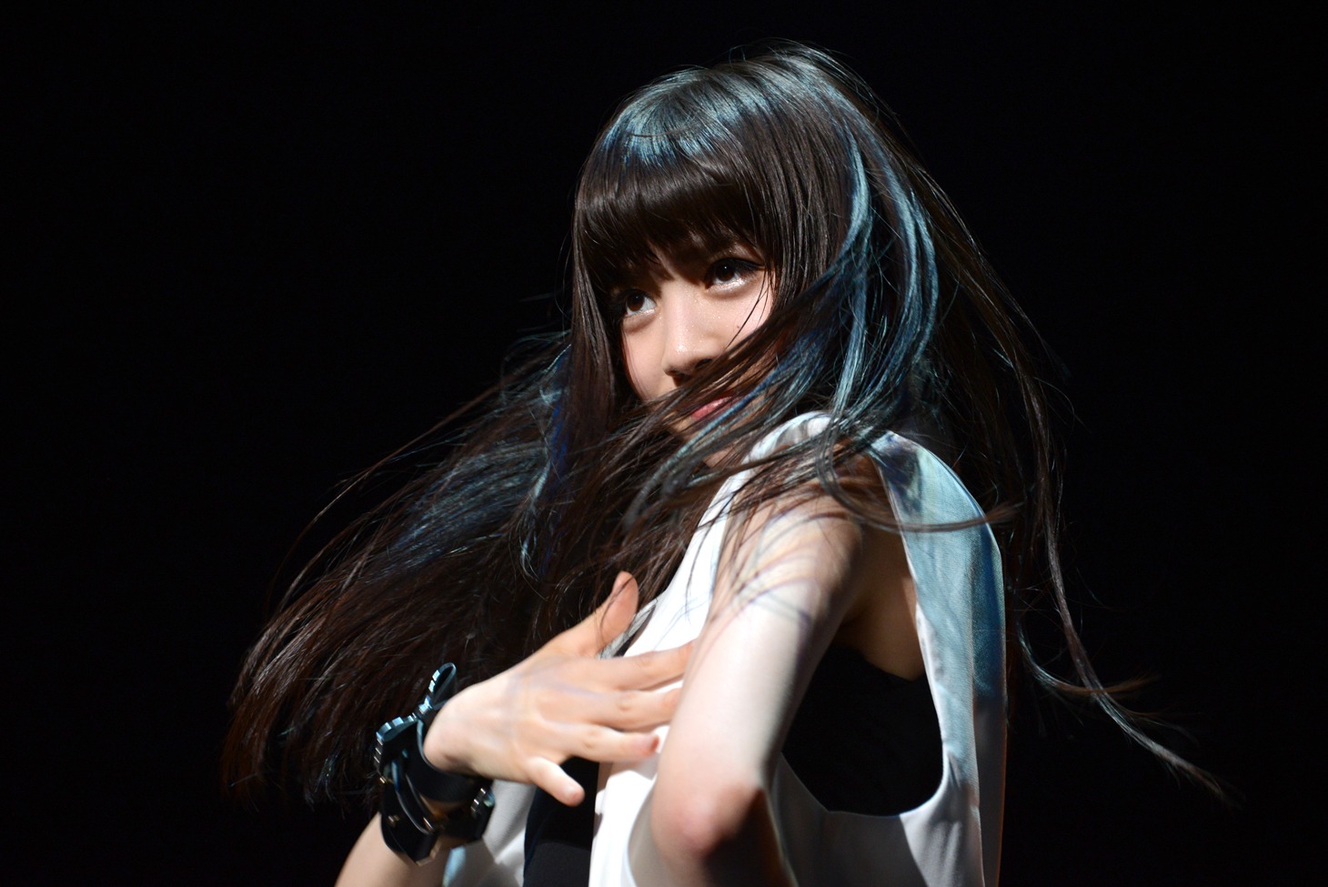 新井ひとみ