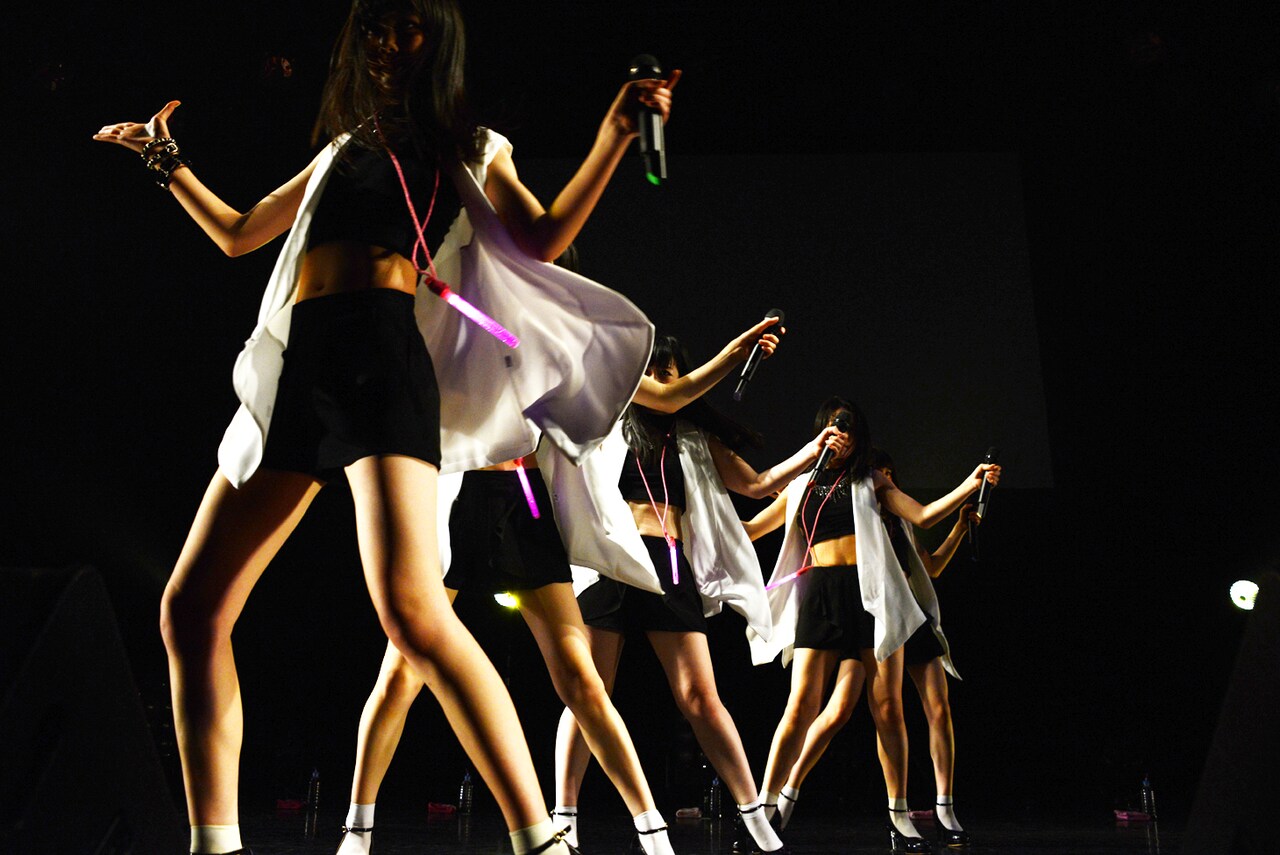 東京女子流「HARDBOILED NIGHT 第1夜『The Narrows 天使と罪の街』」の様子。