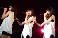 東京女子流「HARDBOILED NIGHT 第1夜『The Narrows 天使と罪の街』」の様子。