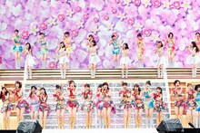 HKT48アリーナツアー「可愛い子にはもっと旅をさせよ」福岡公演の様子。(c)AKS