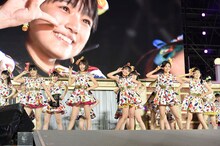 HKT48アリーナツアー「可愛い子にはもっと旅をさせよ」福岡公演の様子。(c)AKS