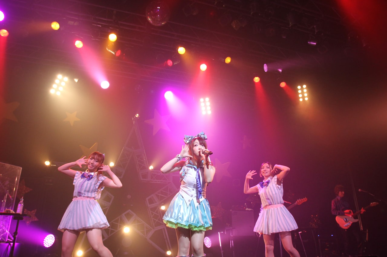 Ray「RAYVE03～Milky Ray～」東京・TSUTAYA O-EAST公演の様子。
