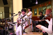 アンダーグラフ