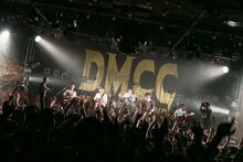 キュウソネコカミ「DMCC - REAL ONEMAN TOUR -～DOSA MAWARI CHU CHU～」の様子。（Photo by Taku Fujii）