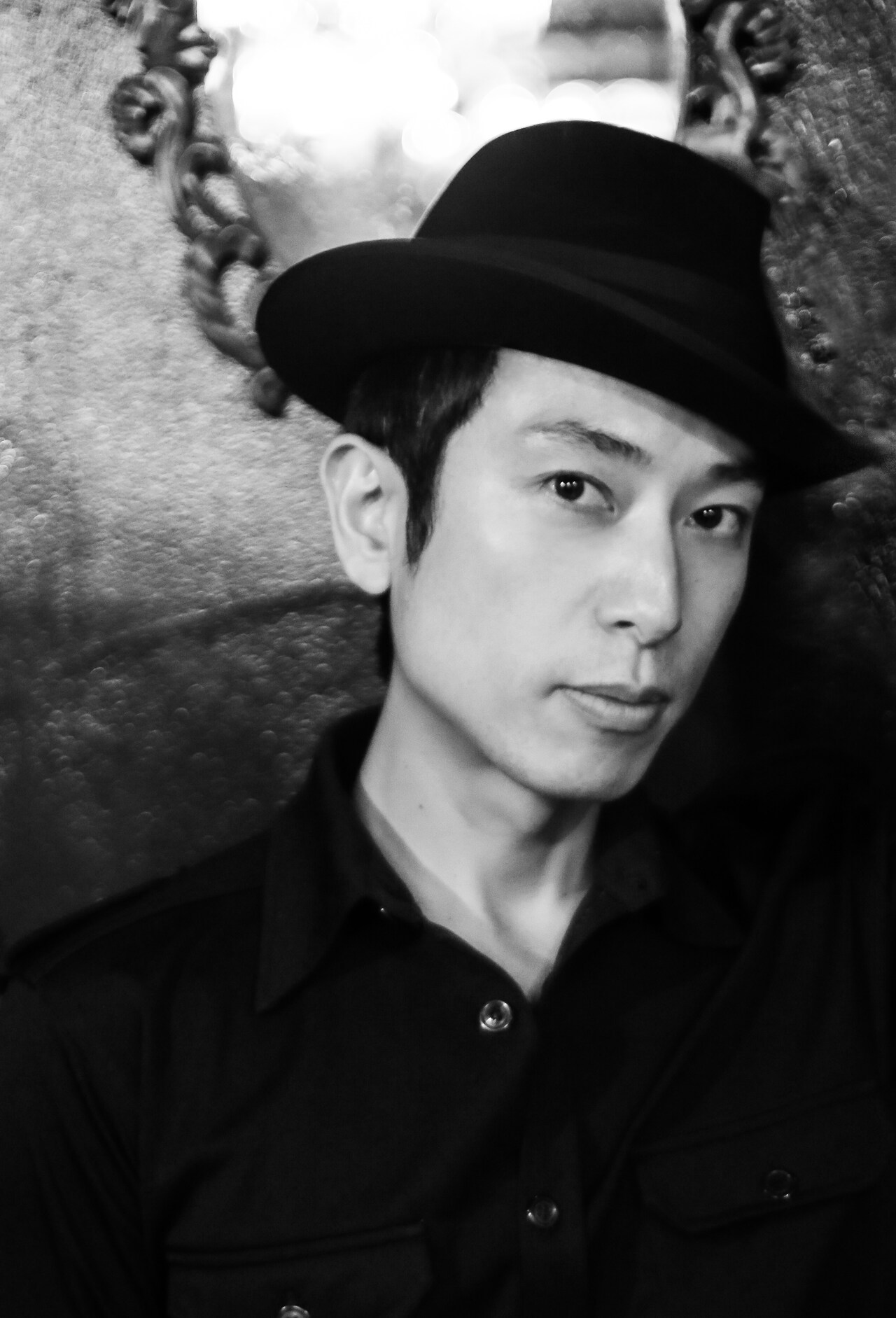 DJ KAWASAKIが自身の曲縛りでMix CD、新曲多数