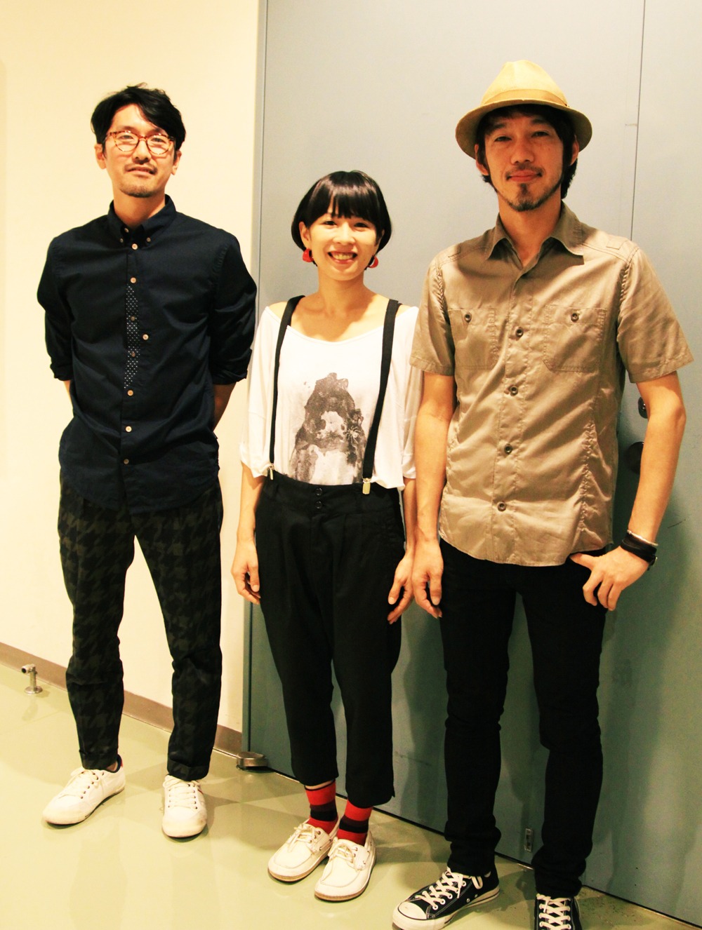 The Uranus。左から西野真純、岩崎なおみ、八橋義幸。