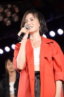 AKB48チーム4公演「アイドルの夜明け」の様子。 (c)AKS