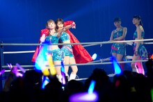 リングインした福田花音、和田彩花。