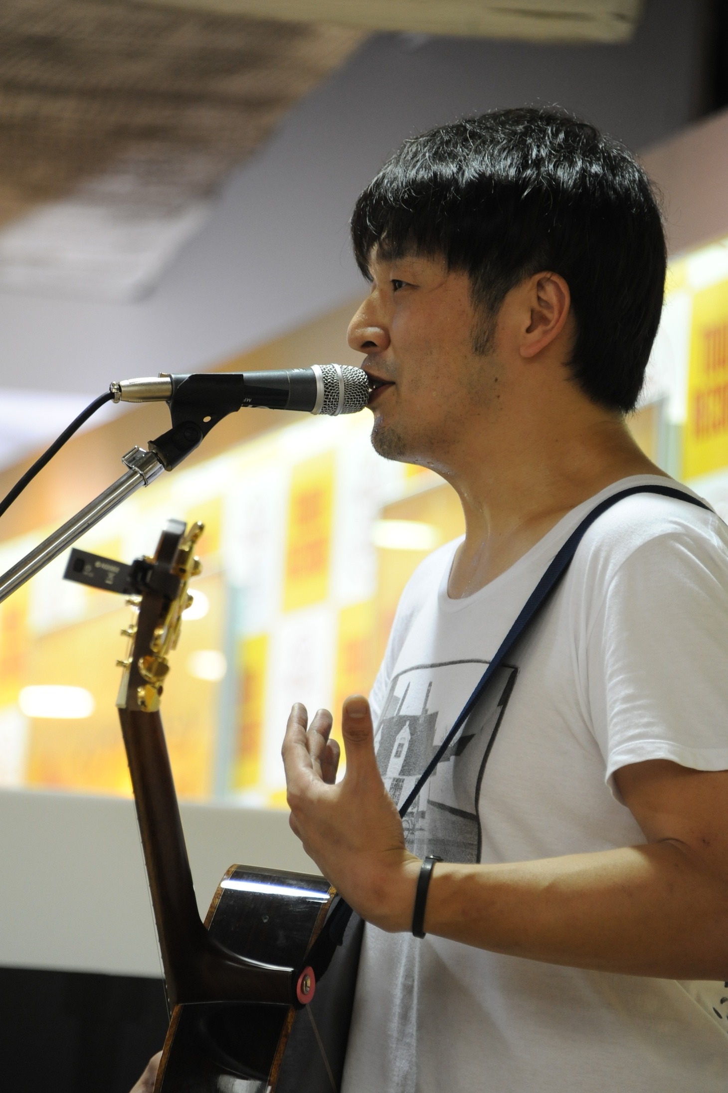 荒井岳史