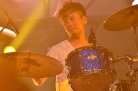 伊地知潔（ASIAN KUNG-FU GENERATION / Dr）（撮影：古溪一道）