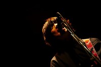 尾崎世界観（Vo, G）