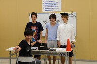 締めの挨拶を行うDISH//。