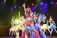 AKB48全国ツアー2014「あなたがいてくれるから。~残り27都道府県で会いましょう~」奈良・なら100年会館公演の様子。（c）AKS