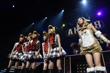AKB48全国ツアー2014「あなたがいてくれるから。~残り27都道府県で会いましょう~」奈良・なら100年会館公演の様子。（c）AKS