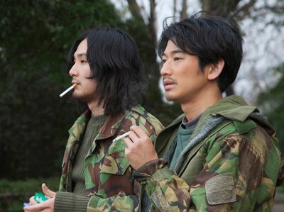 映画「まほろ駅前狂騒曲」のワンシーン。(c)2014『まほろ駅前狂騒曲』製作委員会