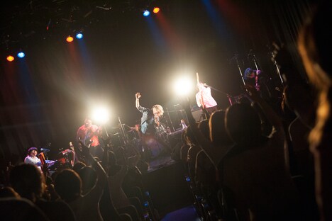 OverTheDogs「あなたの心を燃やし中華ツアー2014～ドレスコードはヒヤチュウで～」Mt.RAINIER HALL SHIBUYA PLEASURE PLEASURE公演の様子。