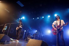 ナカコーとgeek sleep sheepのセッションの様子。（撮影：河本悠貴）