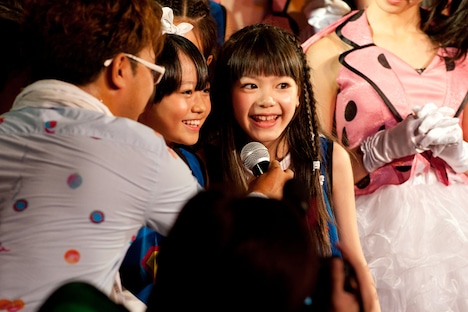 「いっぱい入れてくれてうれしいです!」と投票への感謝の気持ちを語る宮岸ななか、笠谷姫菜(Jumpin')。