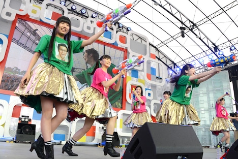 私立恵比寿中学「めざましライブ」の様子。