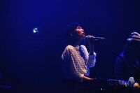 内田万里（Vo, Key）