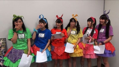 「千原ジュニアの鼓膜」より、「んだって!!」の歌詞を受け取ったチームしゃちほこ。