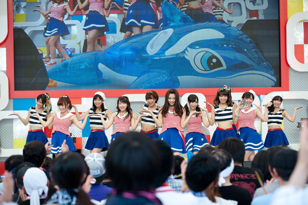 LinQ「めざましライブ」の様子。