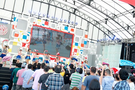 LinQ「めざましライブ」の様子。