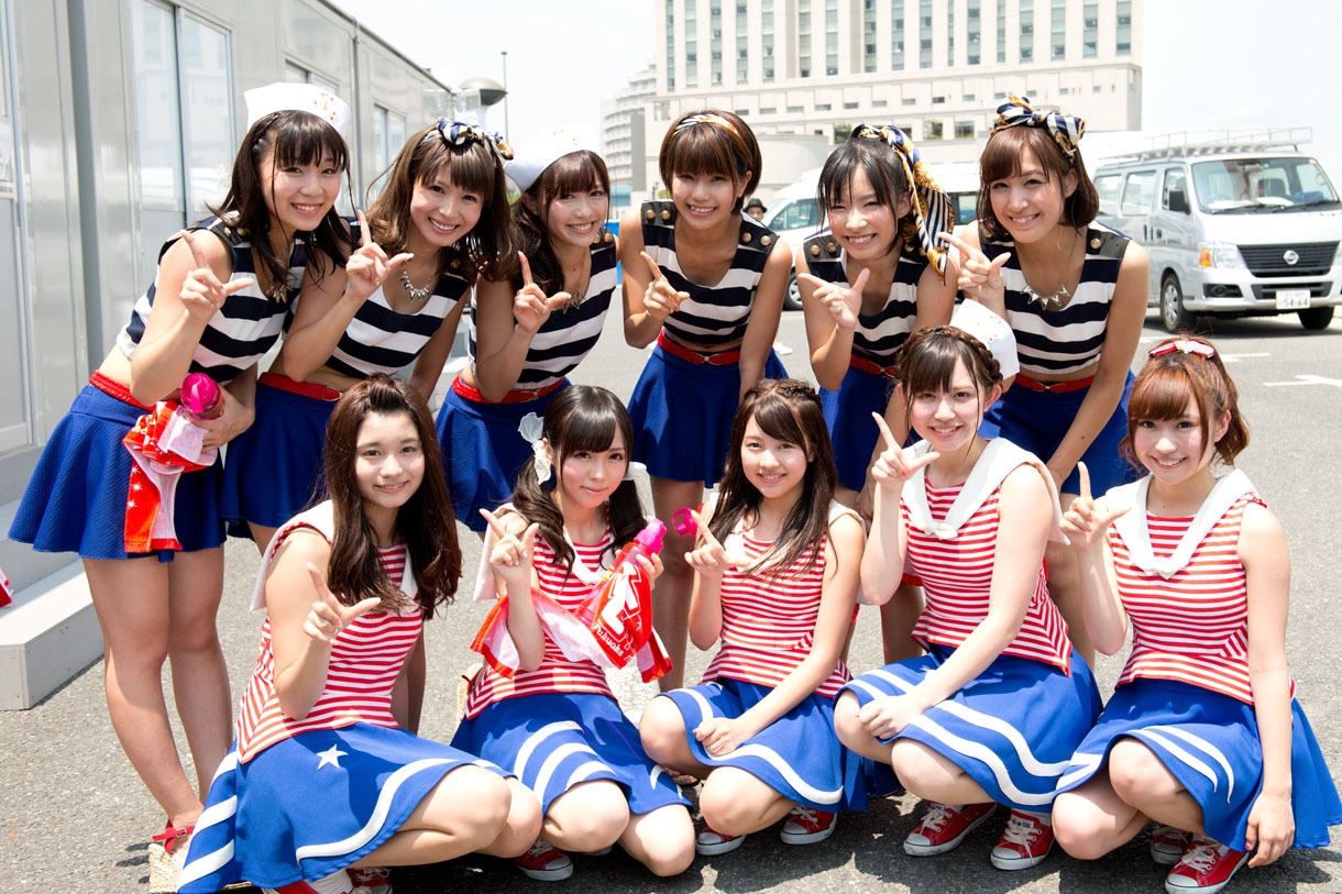 「めざましライブ」終了後のLinQ。
