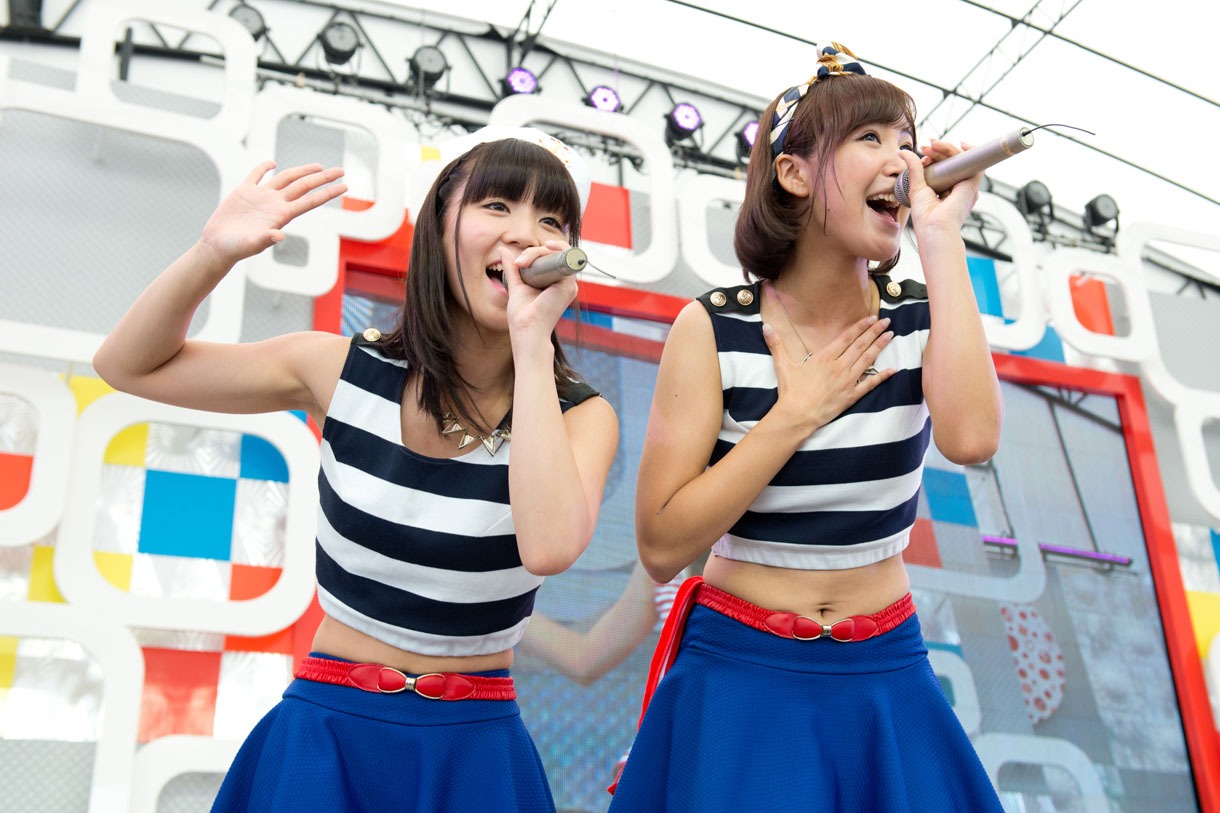 LinQ「めざましライブ」の様子。