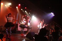 Charisma.comとTEMPURA KIDZ。