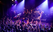 GALNERYUSによるヨーロッパ公演の様子。