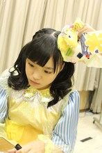 本番を前に放心状態になる伊藤千由李。