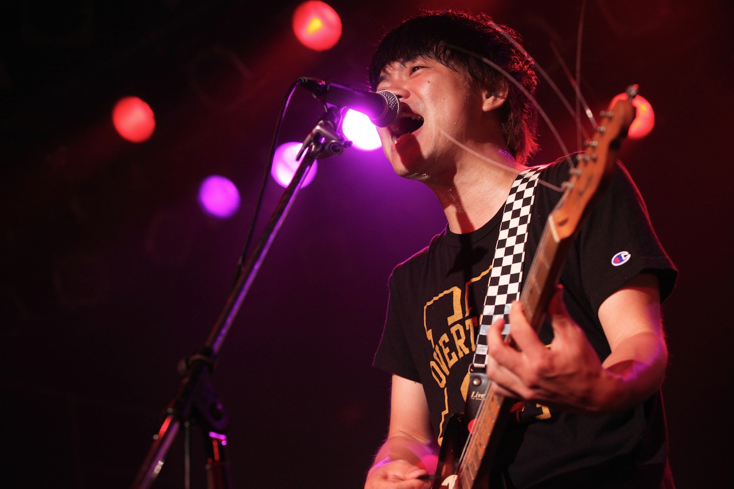 KEYTALK「夏祭りやろう2014 KEYTALKワンマンライブ」の様子。（Photo by Sotaro Goto）