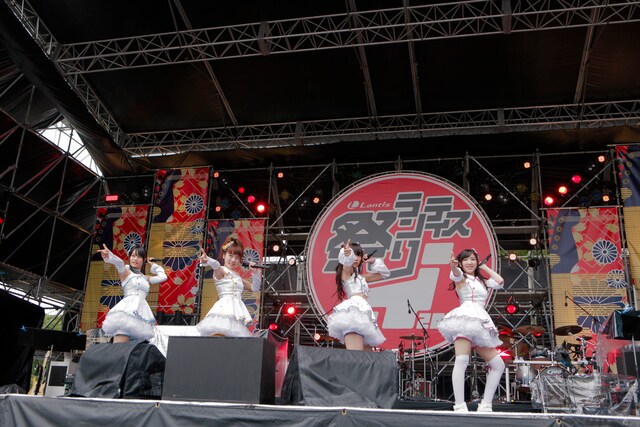 「15th Anniversary Live ランティス祭り 2014」2日目公演でのStylipS。