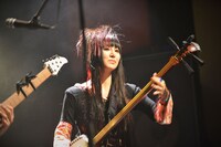 蜷川べに（津軽三味線）