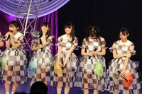 左から伊藤万理華、齋藤飛鳥、中田花奈、中元日芽香、永島聖羅。 (c)乃木坂46LLC