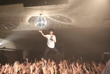 キュウソネコカミ「DMCC - REAL ONEMAN TOUR -～DOSA MAWARI CHU CHU～」大阪・umeda AKASO公演の様子。