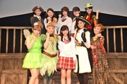 「フライングパイレーツ～ネバーランド漂流記」ゲネプロ終了後の出演者たち。