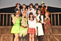 「フライングパイレーツ～ネバーランド漂流記」ゲネプロ終了後の出演者たち。