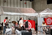 benzoライブ時の様子。（撮影：ほりたよしか）