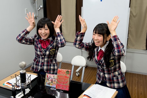 「@JAM応援宣言！萌えろ＠エンジェルちゃん」メインMCの夢眠ねむ、古川未鈴（でんぱ組.inc）。