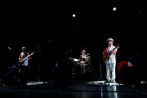 LITTLE CREATURES（撮影：ほりたよしか）