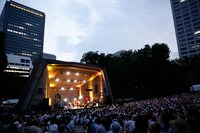 「10TONES」の様子。（撮影：ほりたよしか）