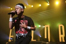 「清水翔太 LIVE TOUR 2014 "ENCORE"」東京国際フォーラム ホールA公演での清水翔太。