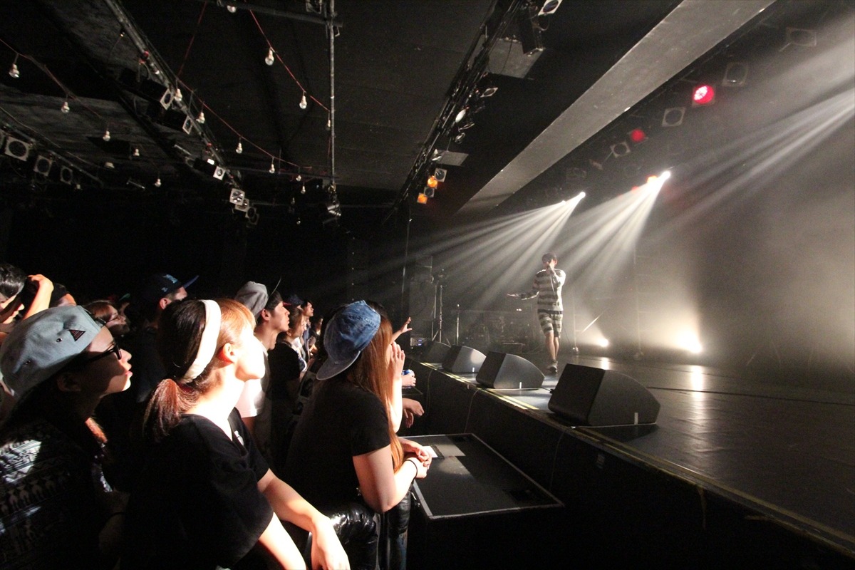 SALU「TOUR OF COMEDY～喜劇の旅～」LIQUIDROOM ebisu公演の様子。