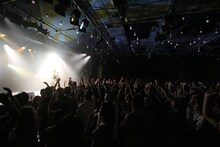 SALU「TOUR OF COMEDY～喜劇の旅～」LIQUIDROOM ebisu公演の様子。