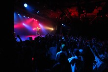 SALU「TOUR OF COMEDY～喜劇の旅～」LIQUIDROOM ebisu公演の様子。