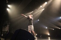 SALU「TOUR OF COMEDY～喜劇の旅～」LIQUIDROOM ebisu公演の様子。
