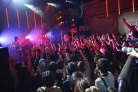 「SPACE SHOWER TV "LIVE with YOU"～ウルフルズ～」収録中の様子。