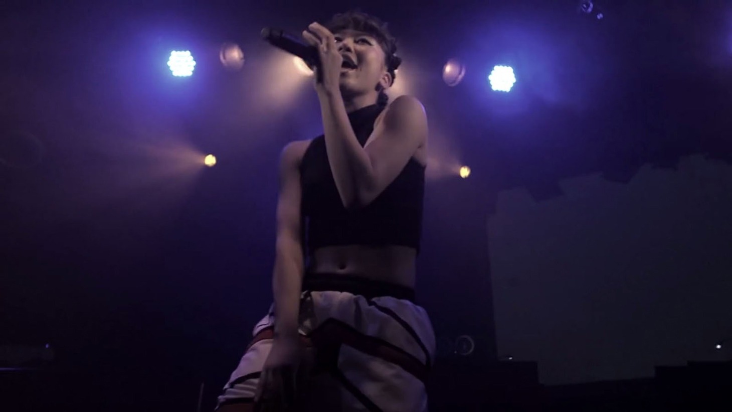 「live at VUENOS “AFTER SCHOOL SWAG”」のワンシーン。